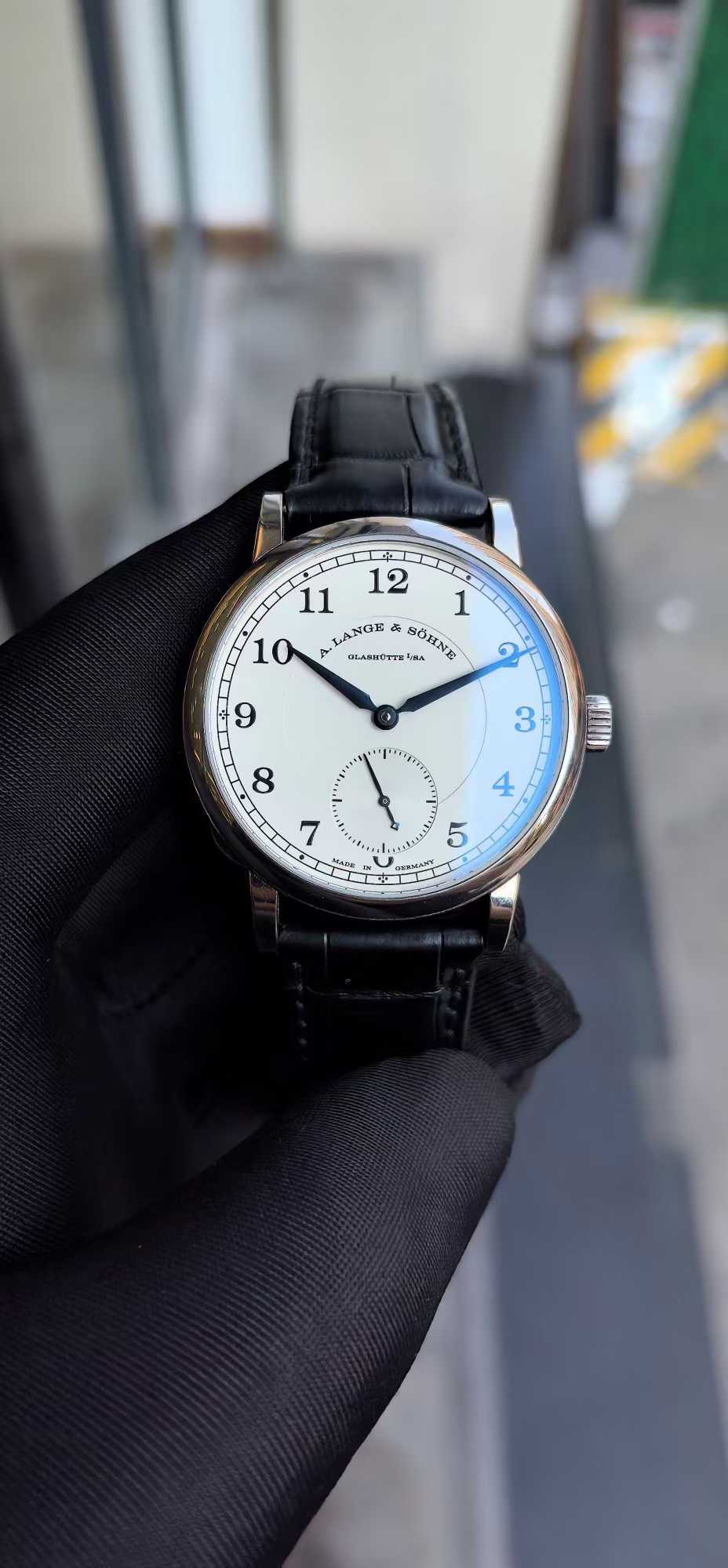 A. Lange & Söhne 1815 235.049 – Pre-Owned