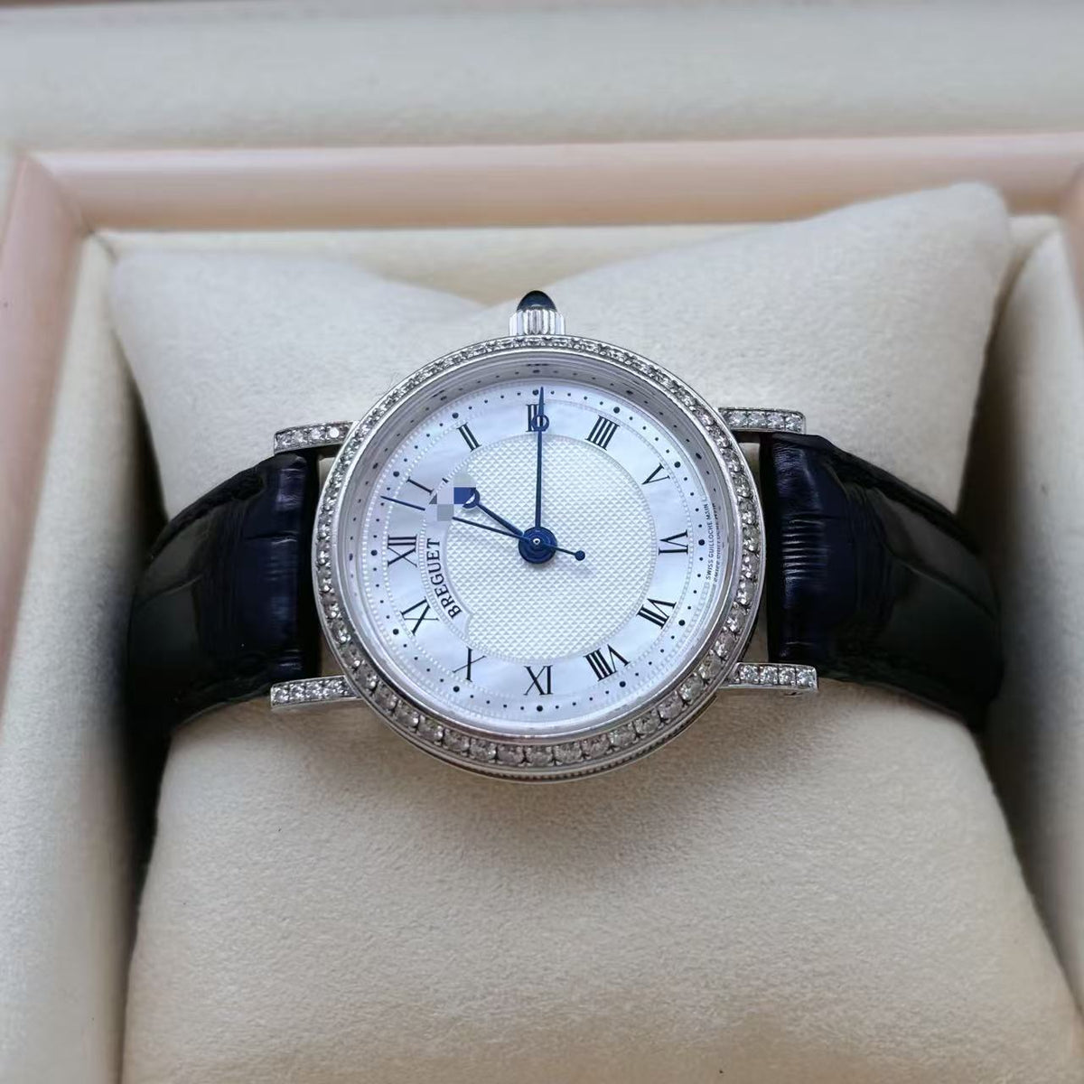 Breguet Classique 8068BB/52/964 – Pre-Owned