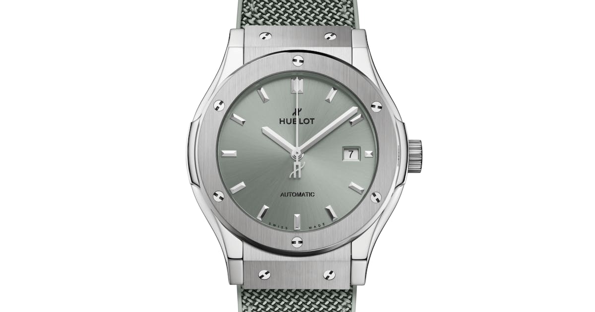 Hublot Classic Fusion Titanium Sage Green (542.NX.891G.NR)