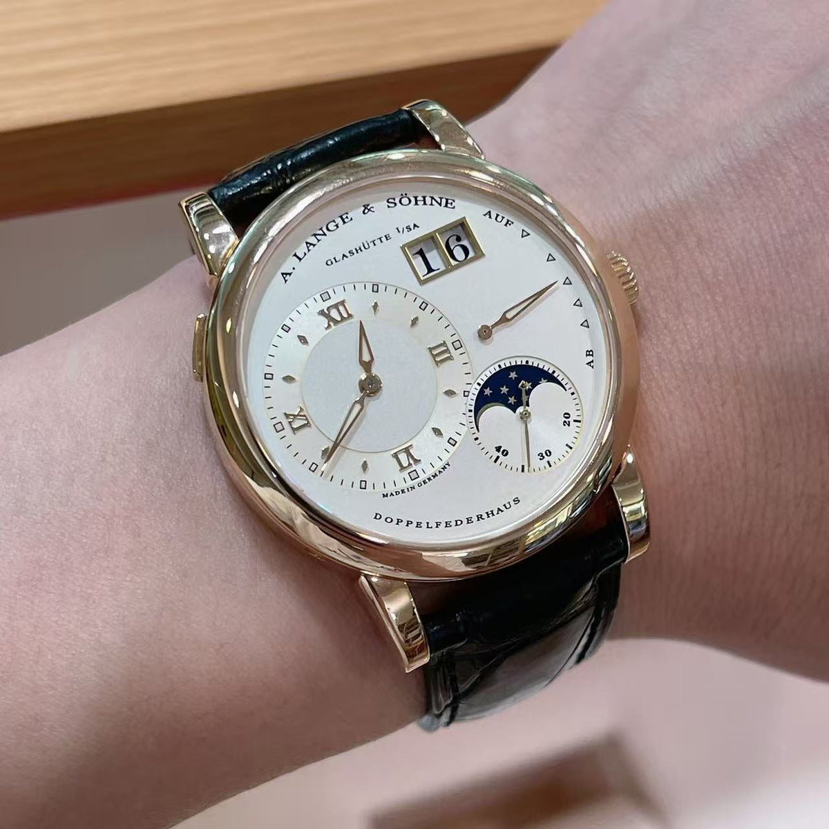 A. Lange & Söhne Lange 1 109.032 – Pre-Owned