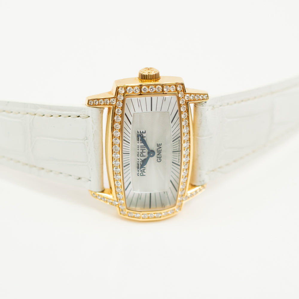 Patek Philippe Gondolo Gemma 37.2mm x 22.4mm 4991R-001 – MOP Dial