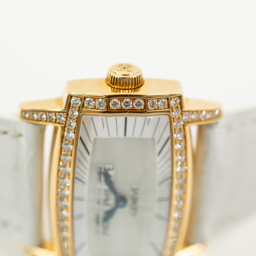 Patek Philippe Gondolo Gemma 37.2mm x 22.4mm 4991R-001 – MOP Dial