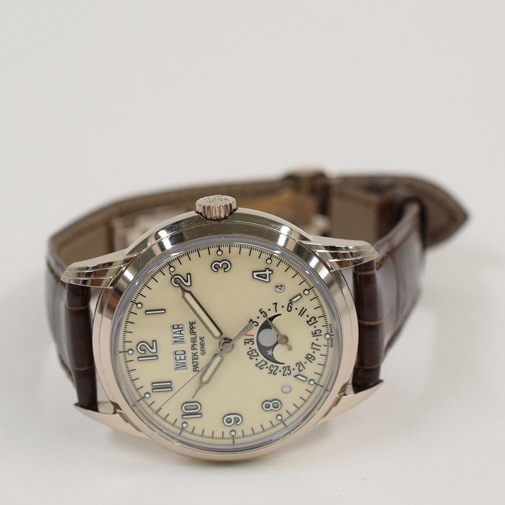 Patek Philippe Perpetual Calendar 40mm 5320G-001 – Ivory Dial