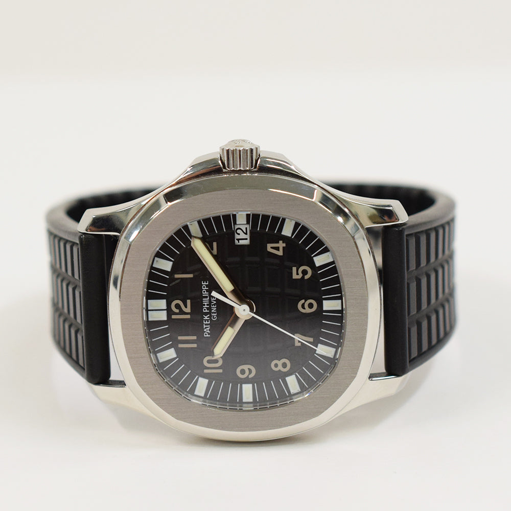 Patek Philippe Aquanaut 34mm 5064A-001 – Black Dial