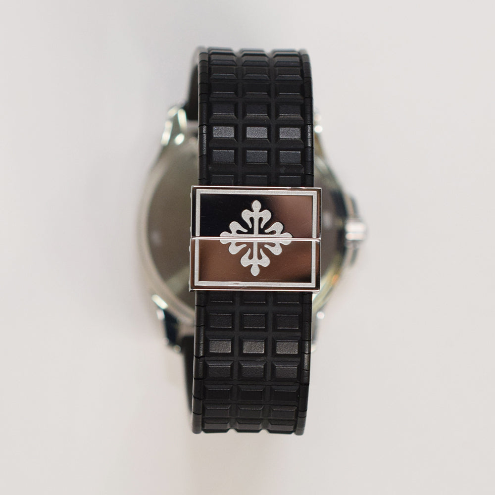 Patek Philippe Aquanaut 34mm 5064A-001 – Black Dial