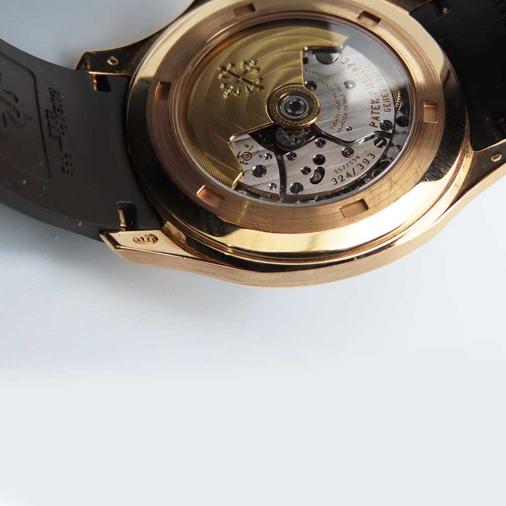 Patek Philippe Aquanaut 42.2mm 5167R-001 – Black Dial