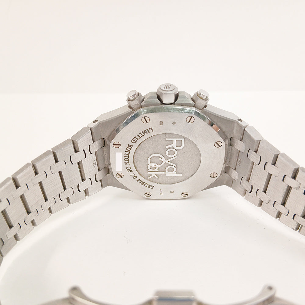Audemars Piguet Royal Oak Frosted Gold Chronograph 41mm 26331BC.GG.1224BC.02 – Blue Dial