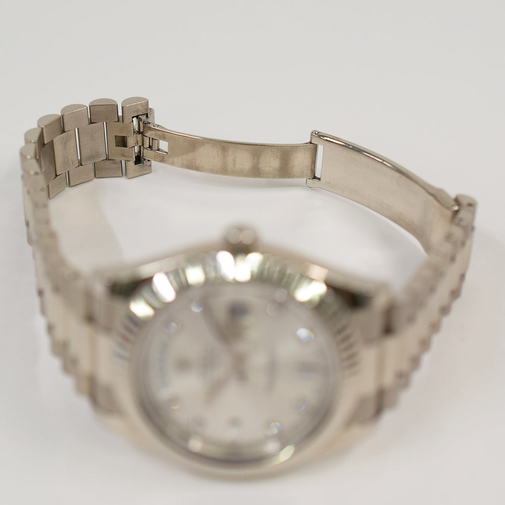 Rolex Day-Date II 41mm 218239A – Silver Diamond Dial
