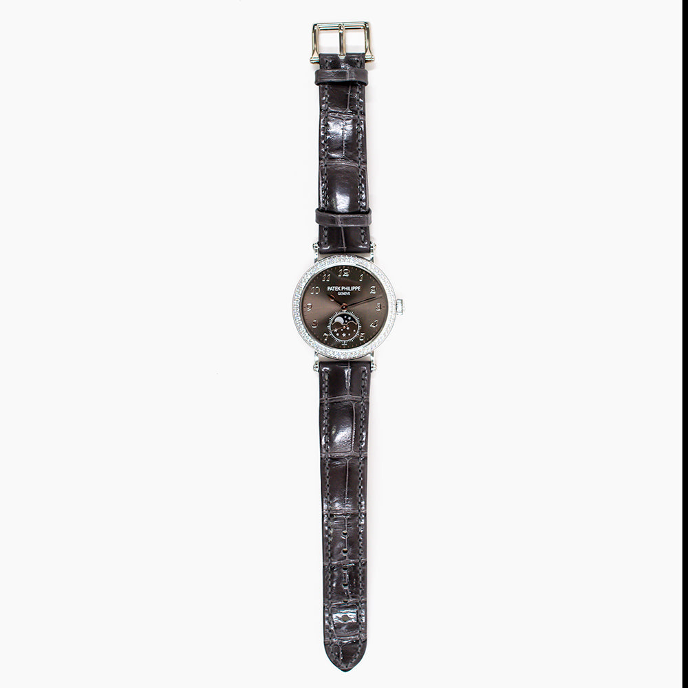 Patek Philippe Complications Moon Phase 33mm White Gold 7121/200G-010 – Grey Arabic Dial
