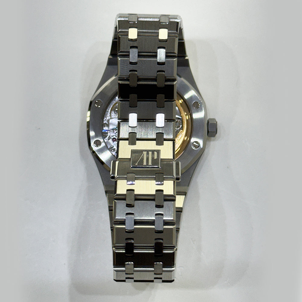 Audemars Piguet Royal Oak Selfwinding 41mm 15500ST.OO.1220ST.04 – Silver Dial