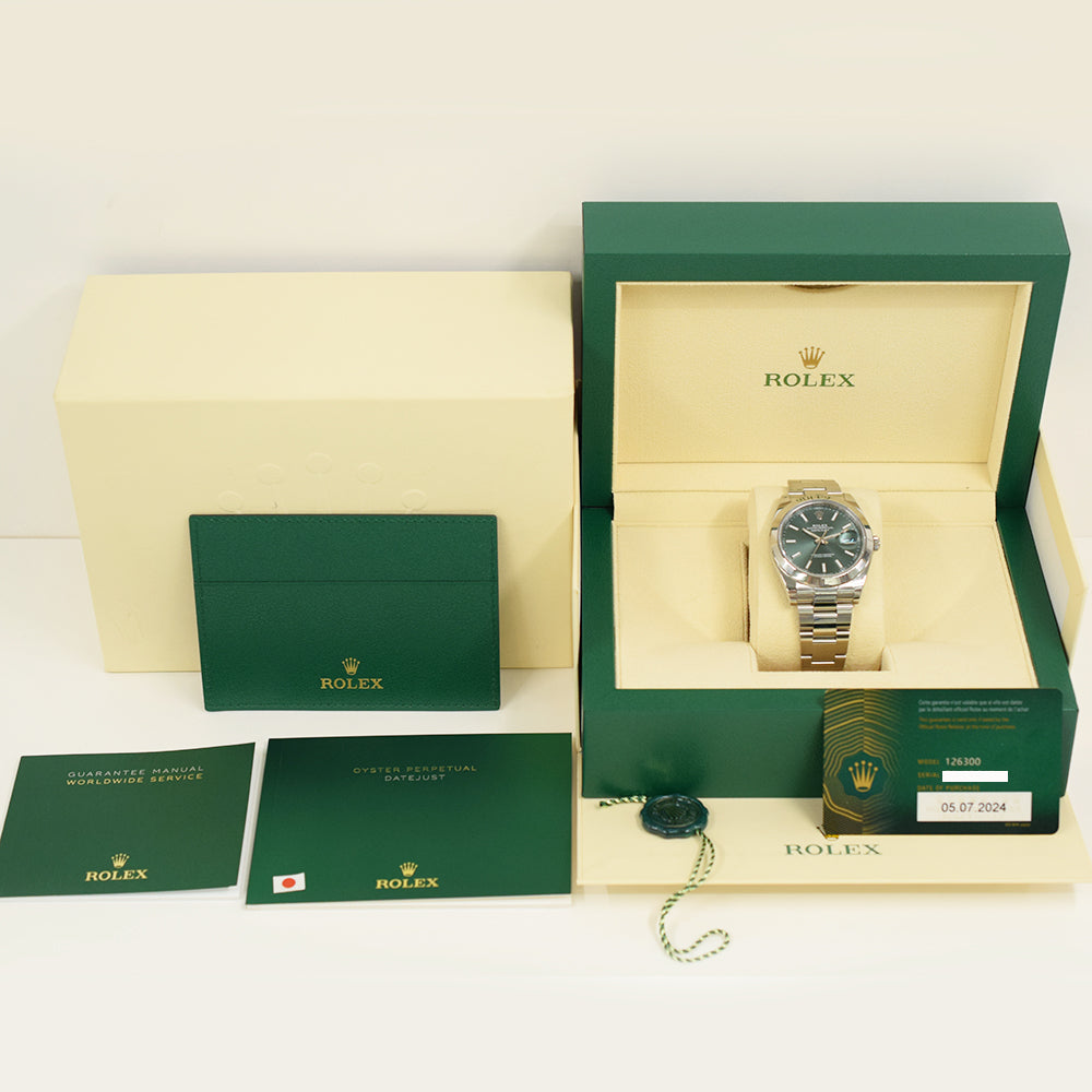Rolex Datejust 41mm Steel 126300 – Green Dial