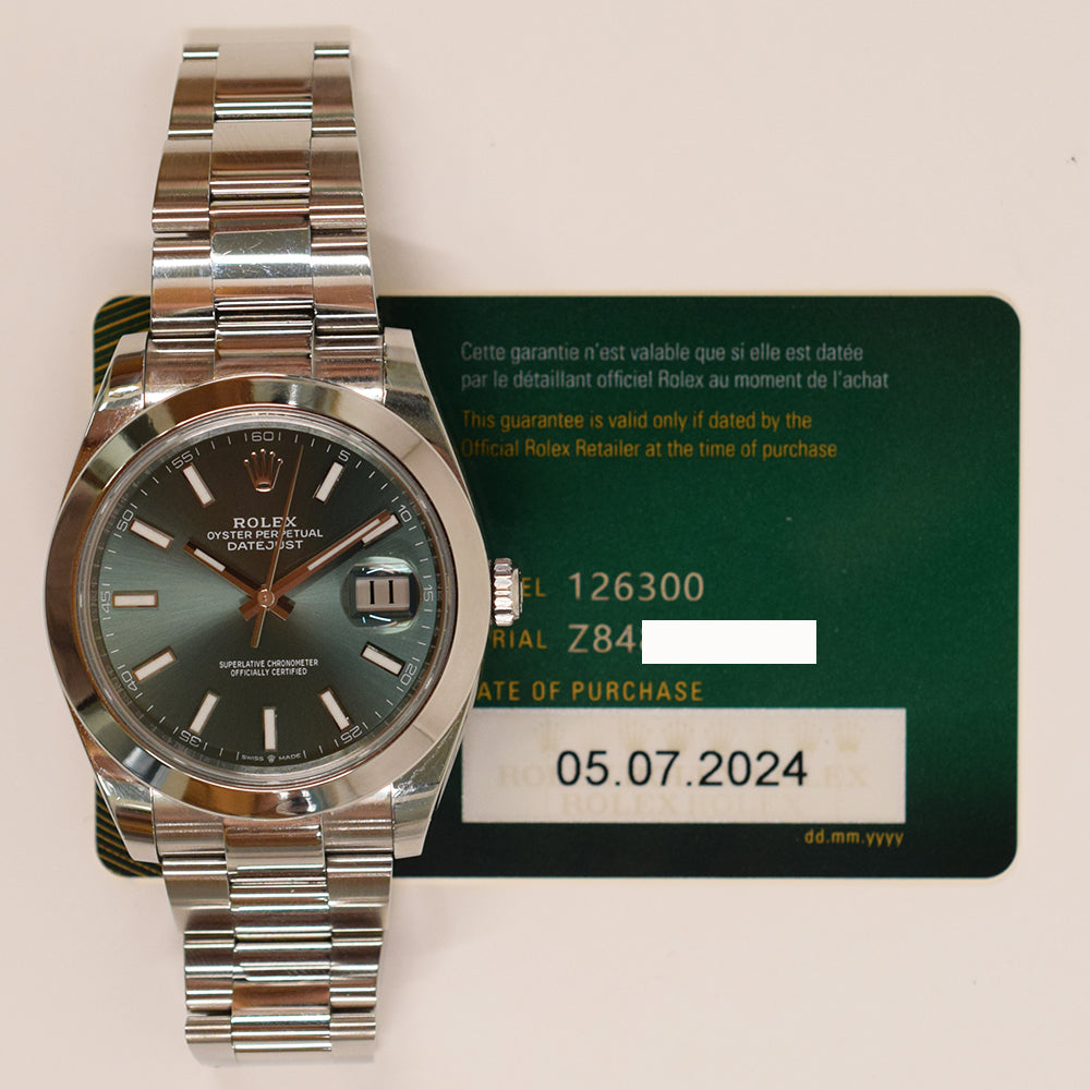 Rolex Datejust 41mm Steel 126300 – Green Dial