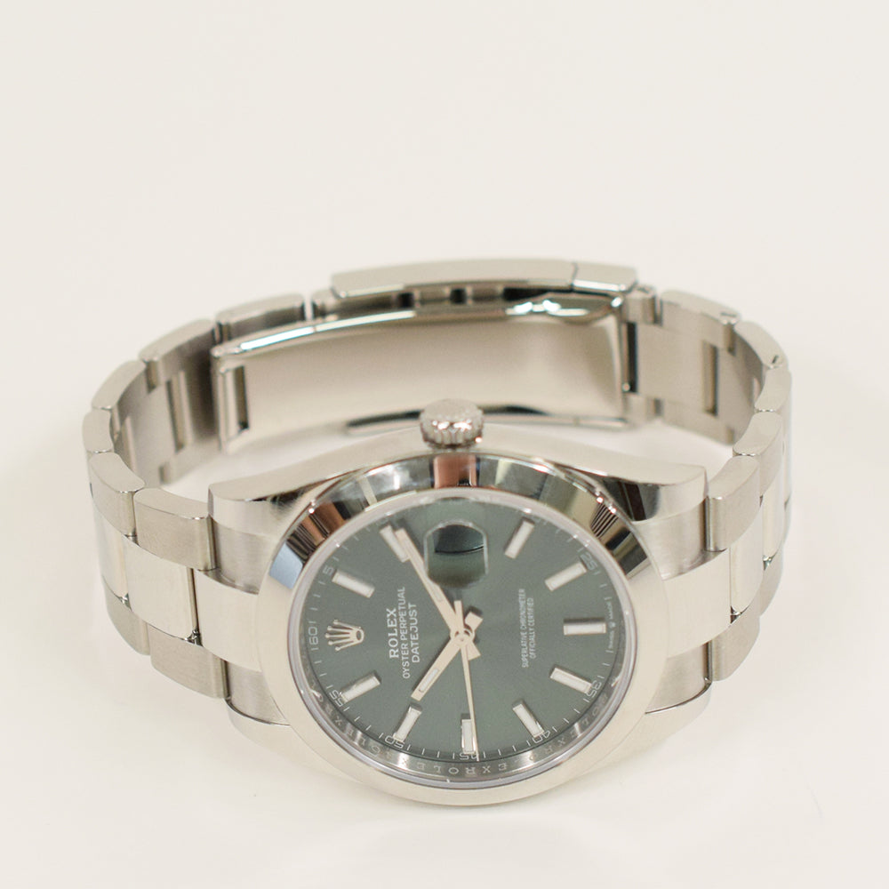 Rolex Datejust 41mm Steel 126300 – Green Dial