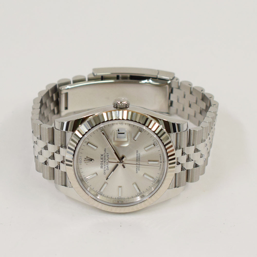 Rolex Datejust 41mm Steel and White Gold Fluted Bezel 126334 – Silver Dial