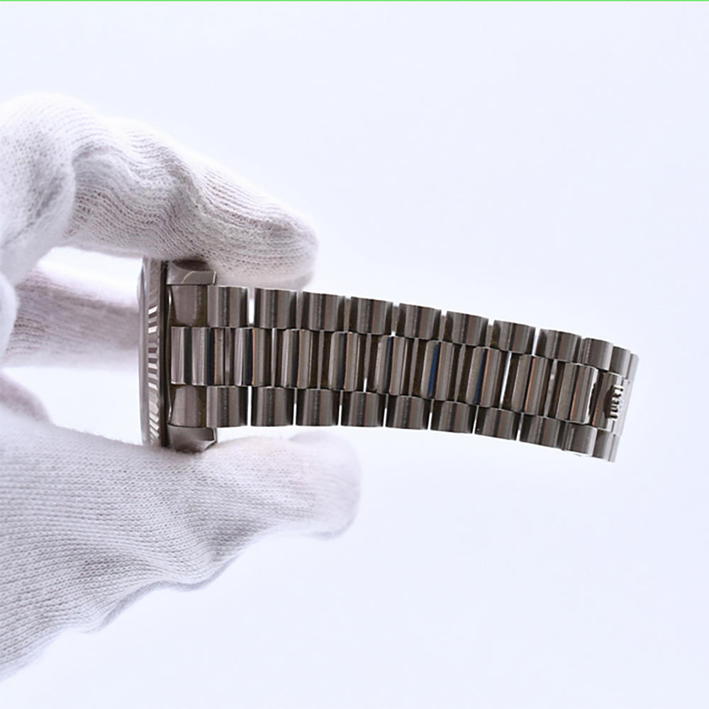 Rolex Day-Date 36mm White Gold 18239 – Silver Dial