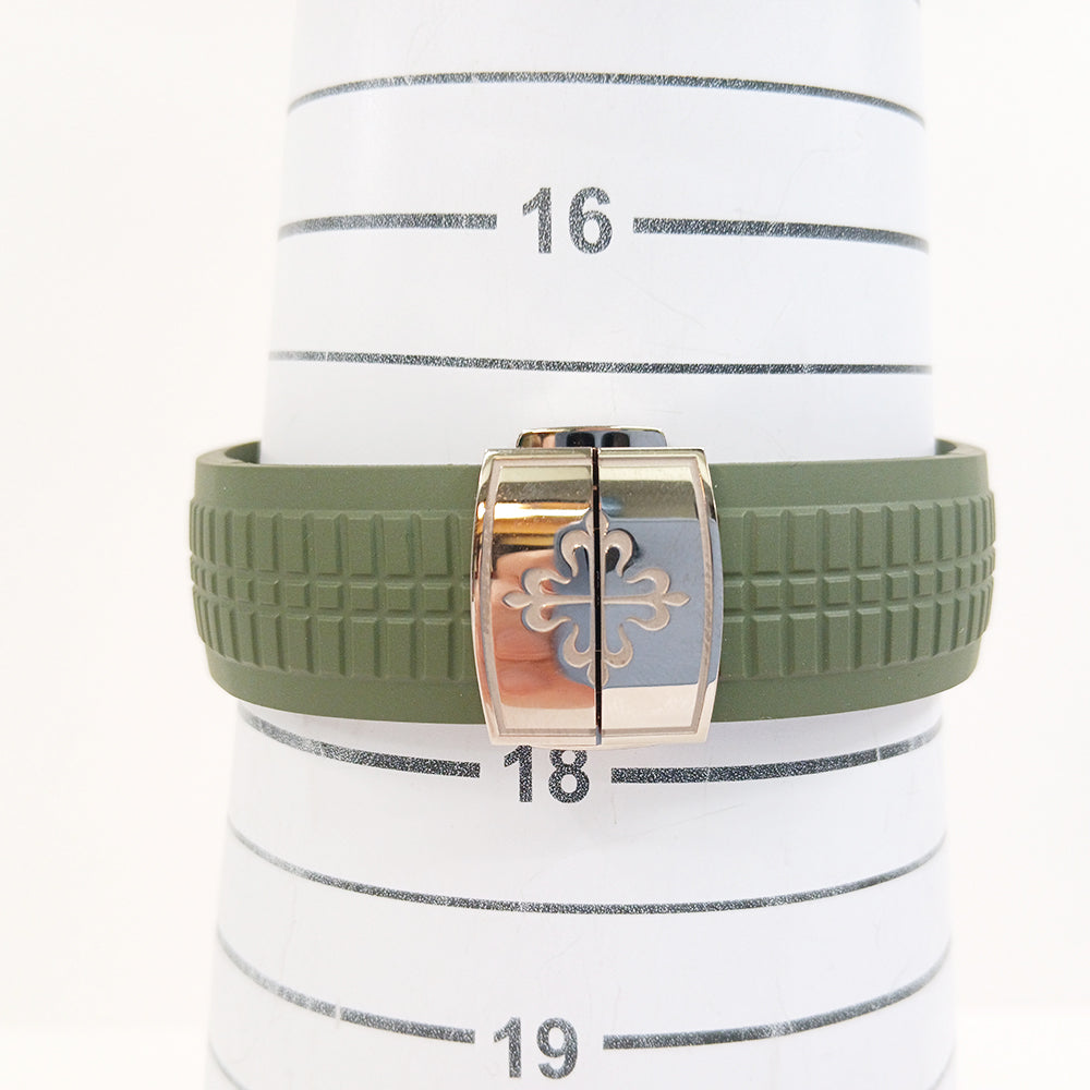 Patek Philippe Aquanaut 42.2mm 5168G-010 – Green Dial