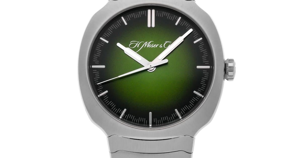 H. Moser & Cie. Streamliner Centre Seconds 6200-1200