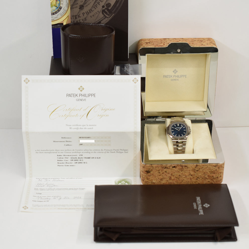Patek Philippe Nautilus 41mm 5810/1G-001 – Blue Dial