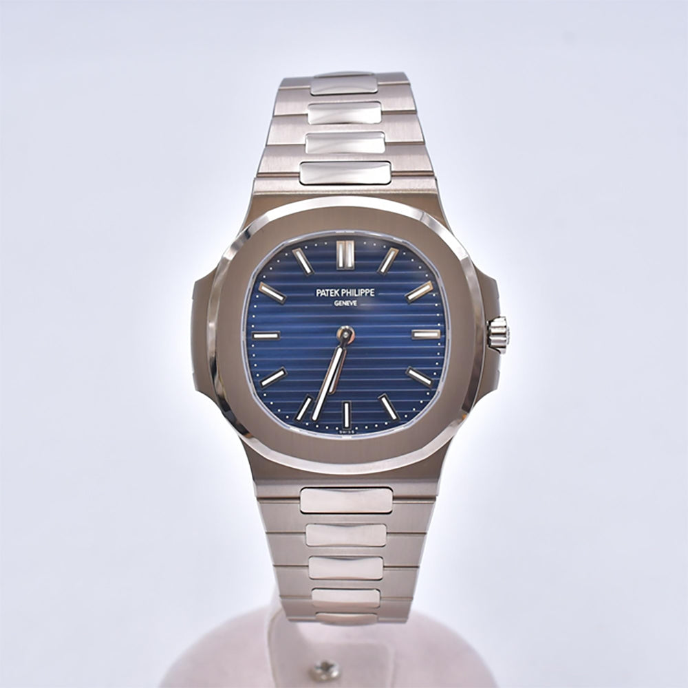 Patek Philippe Nautilus 41mm 5810/1G-001 – Blue Dial