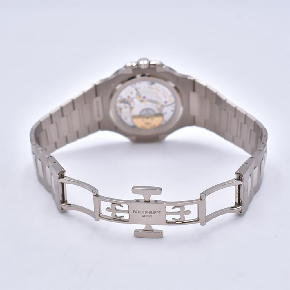 Patek Philippe Nautilus 41mm 5810/1G-001 – Blue Dial
