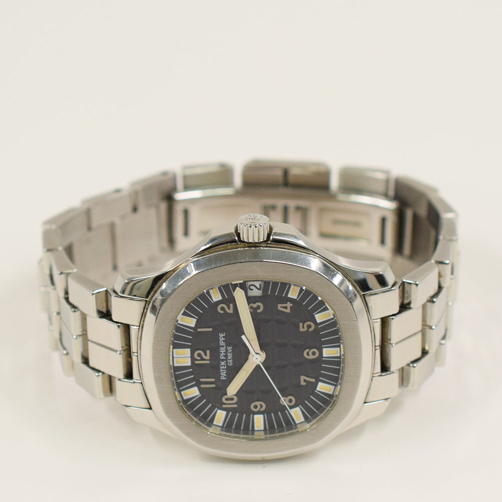 Patek Philippe Aquanaut 38.5mm 5065/1A-001 – Black Dial