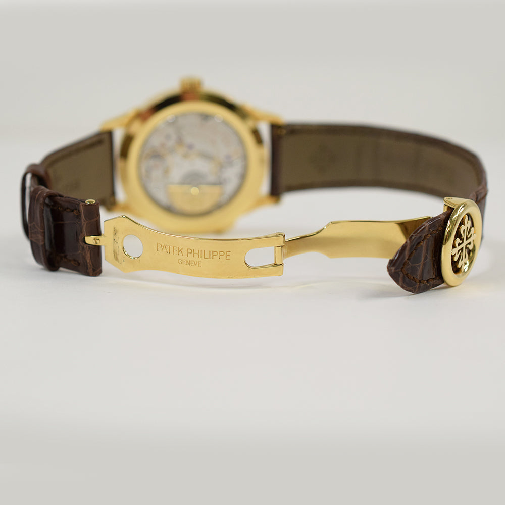 Patek Philippe World Time 39mm 5231J-001 – Enamel Dial