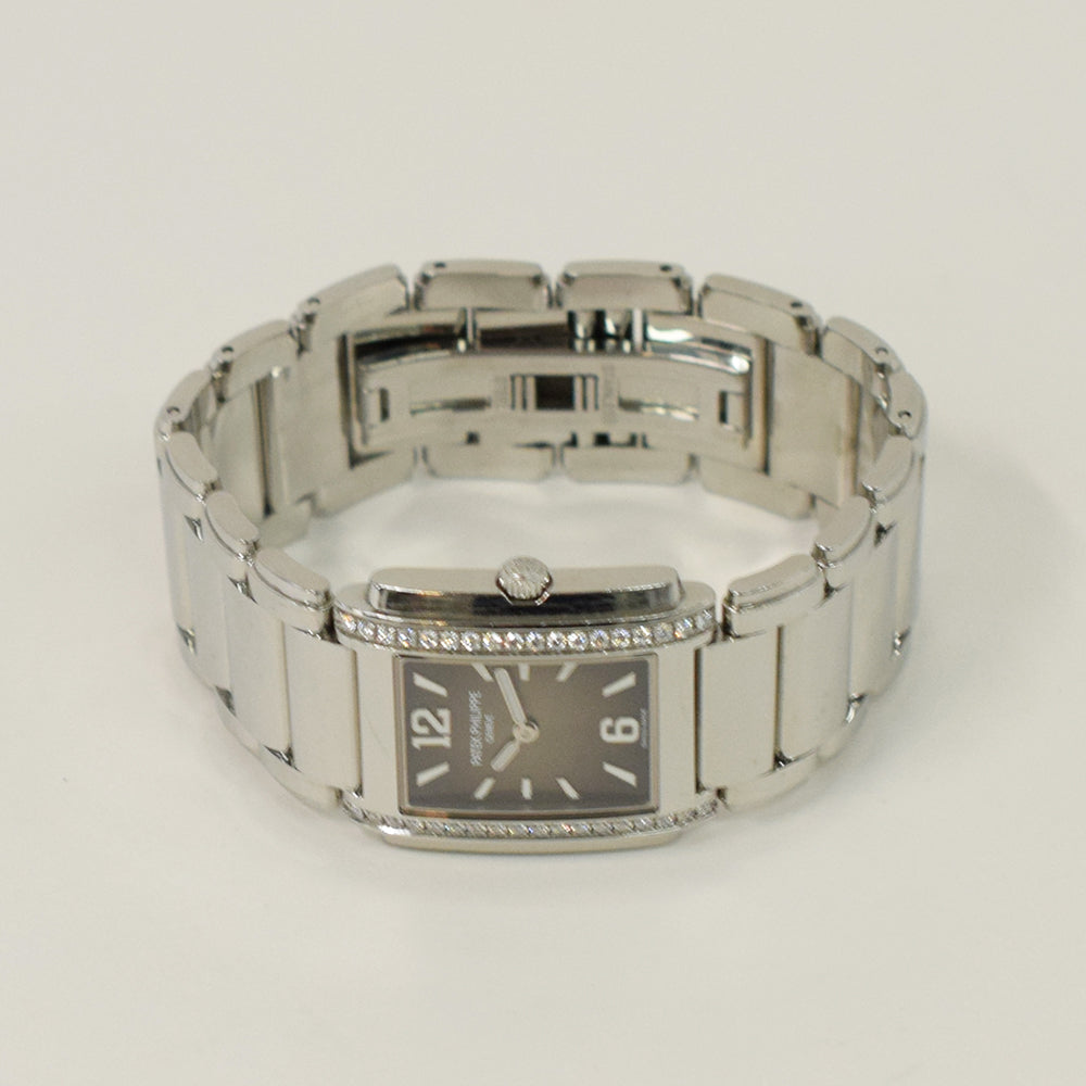 Patek Philippe Twenty~4 30mm x 25.1mm 4910/1200A-010 – Grey Dial