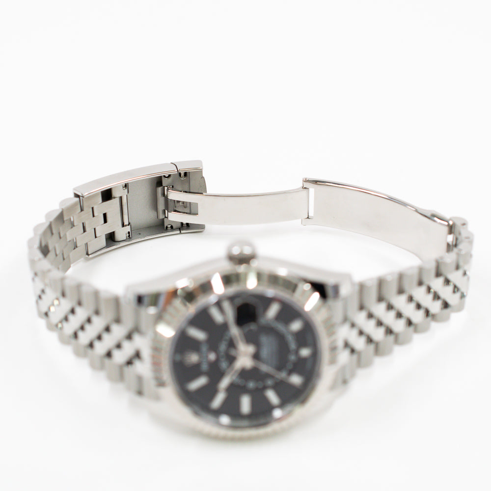 Rolex Sky-Dweller 42mm Steel and White Gold 336934 – Black Dial