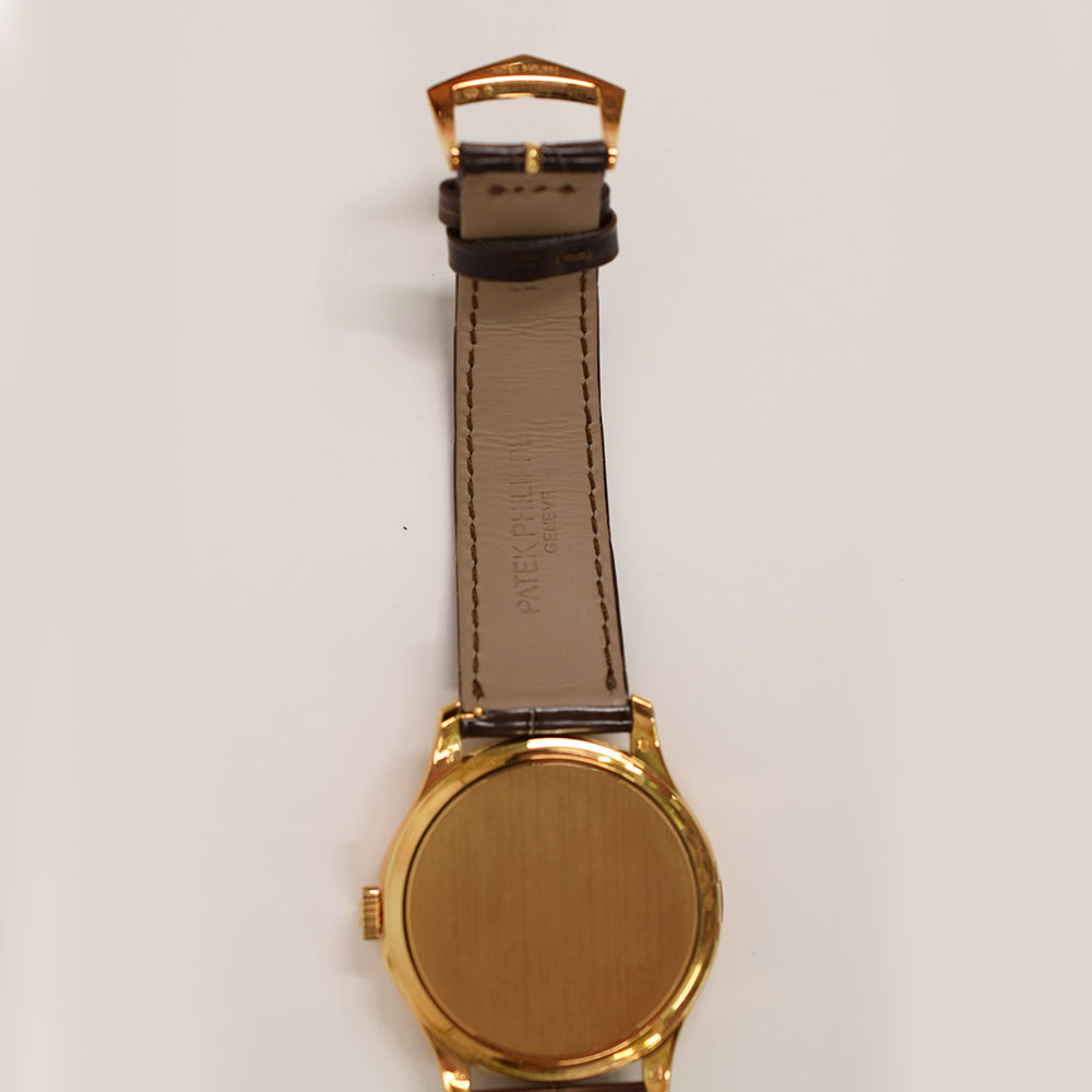 Patek Philippe Calatrava 39mm 5227J-001 – Ivory Dial