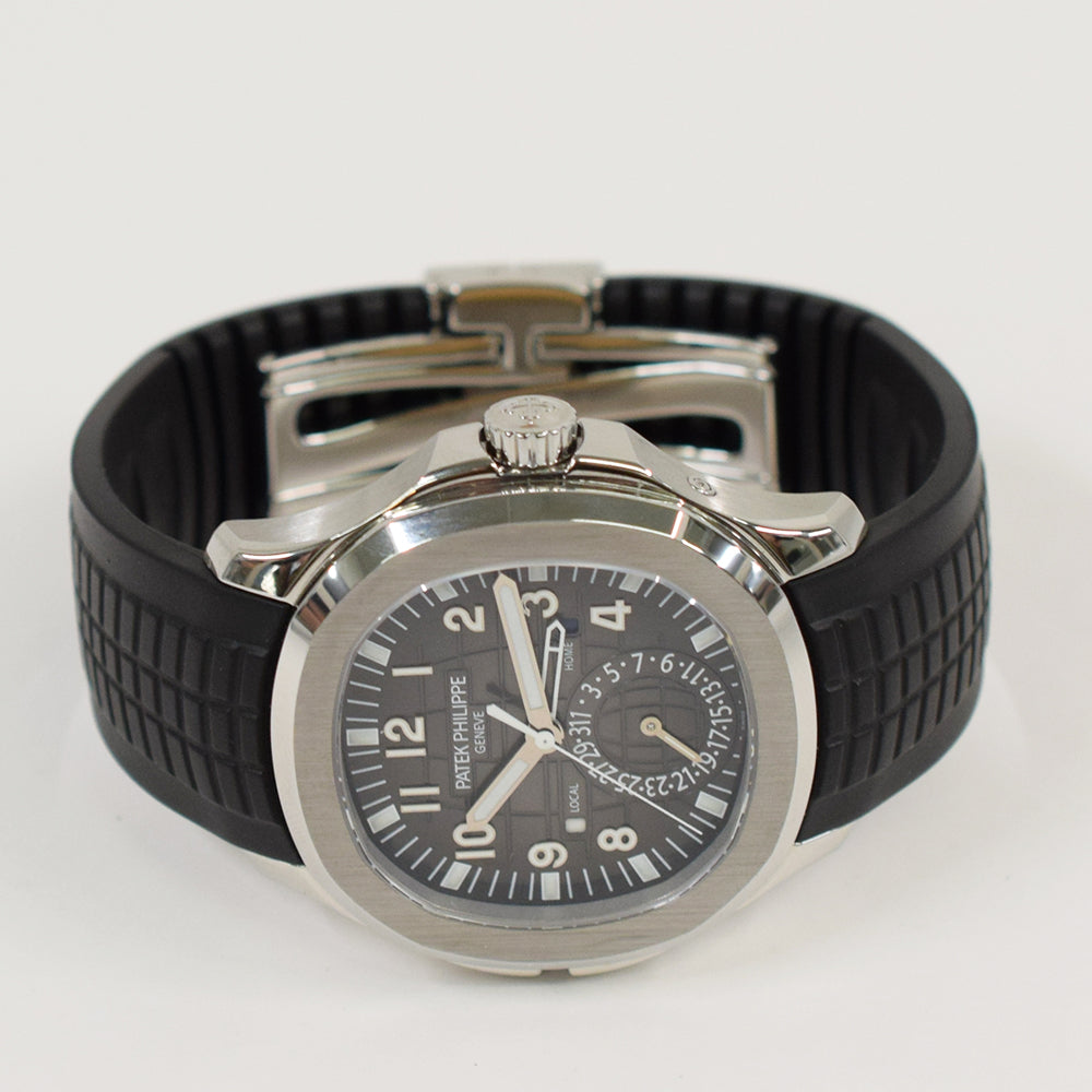 Patek Philippe Aquanaut Travel Time 40mm 5164A-001 – Black Dial