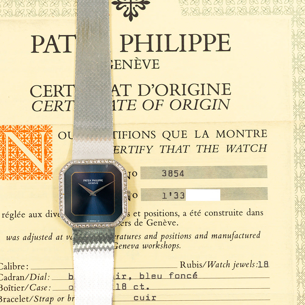 Patek Philippe Octagon 29mm x 29mm 3854 – Blue Dial
