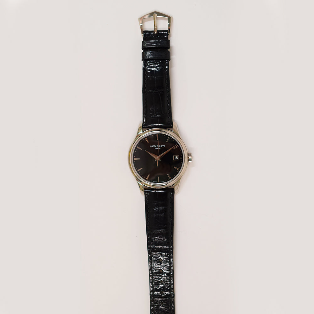 Patek Philippe Calatrava 39mm 5227G-010 – Black Dial