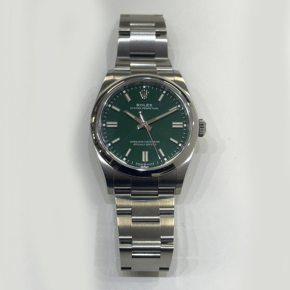 Rolex Oyster Perpetual 36mm Steel 126000 – Green Dial