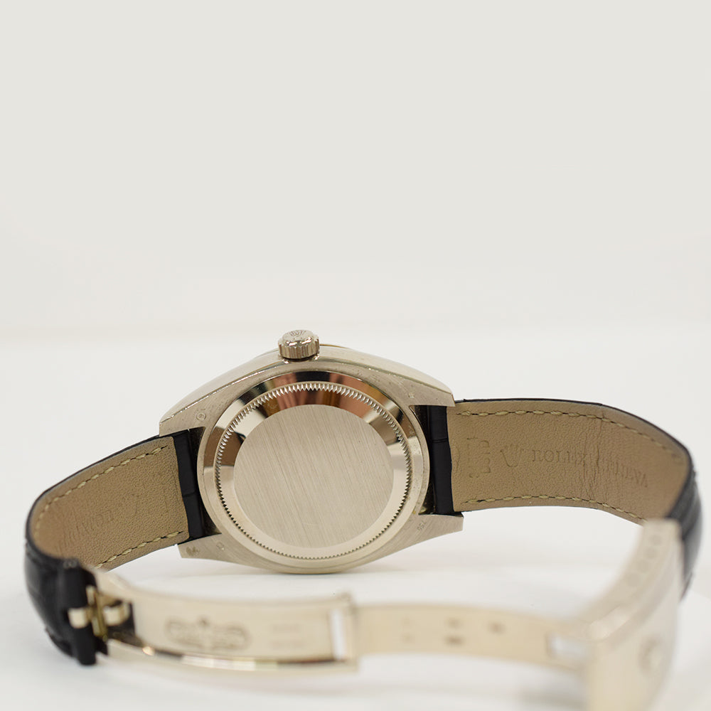 Rolex Sky-Dweller 42mm White Gold 326139 – Silver Dial