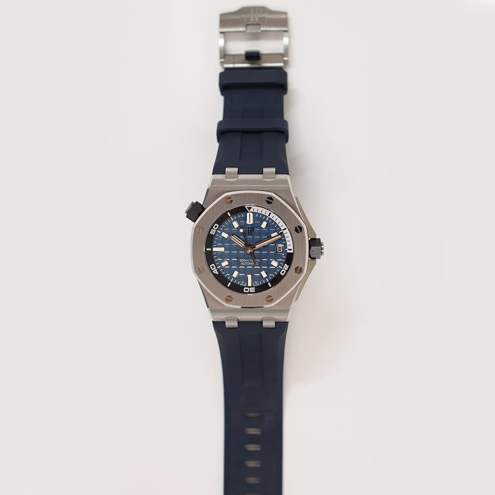 Audemars Piguet Royal Oak Offshore Diver 42mm 15720ST.OO.A027CA.01 – Blue Dial
