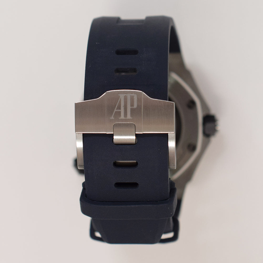 Audemars Piguet Royal Oak Offshore Diver 42mm 15720ST.OO.A027CA.01 – Blue Dial