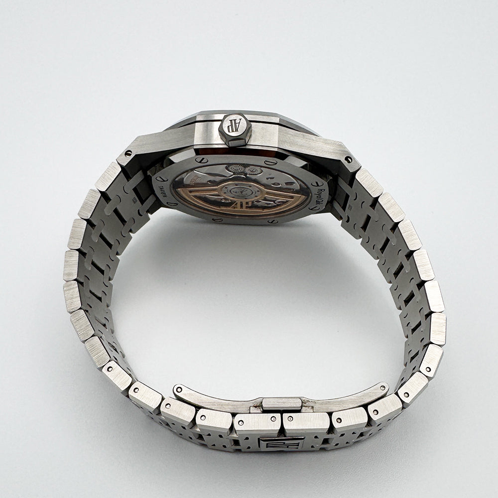 Audemars Piguet Royal Oak Selfwinding 41mm 15500ST.OO.1220ST.04 – Silver Dial
