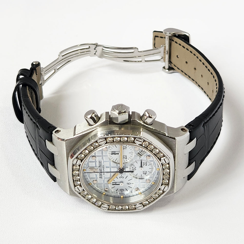 Audemars Piguet Royal Oak Offshore Chronograph 37mm Diamond Bezel 26113ST.ZZ.D030CR.01 – Silver Dial