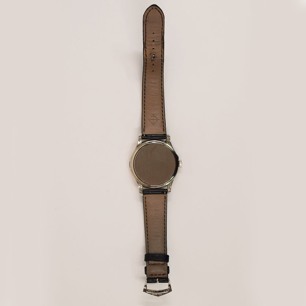 Patek Philippe Calatrava 39mm 5227G-010 – Black Dial