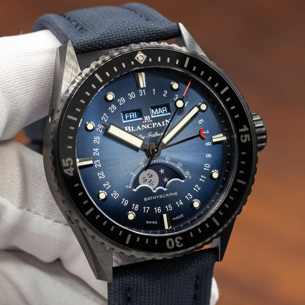 Blancpain Fifty Fathoms Bathyscaphe Quantième Complet Phases de Lune Blue (5054-0140-O52A)