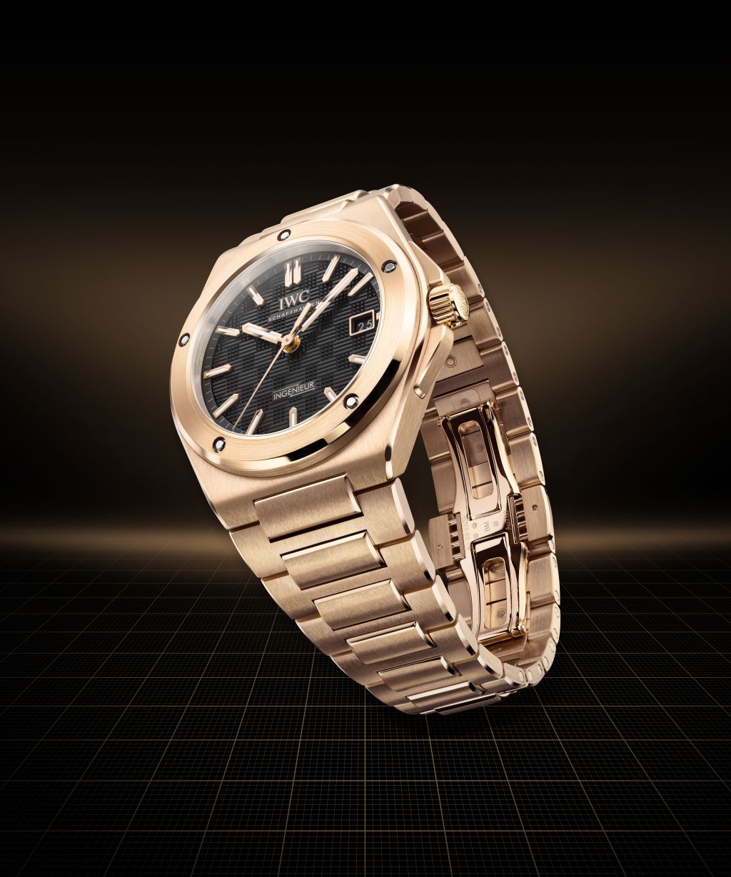IWC Ingenieur Automatic 40 (IW328702)