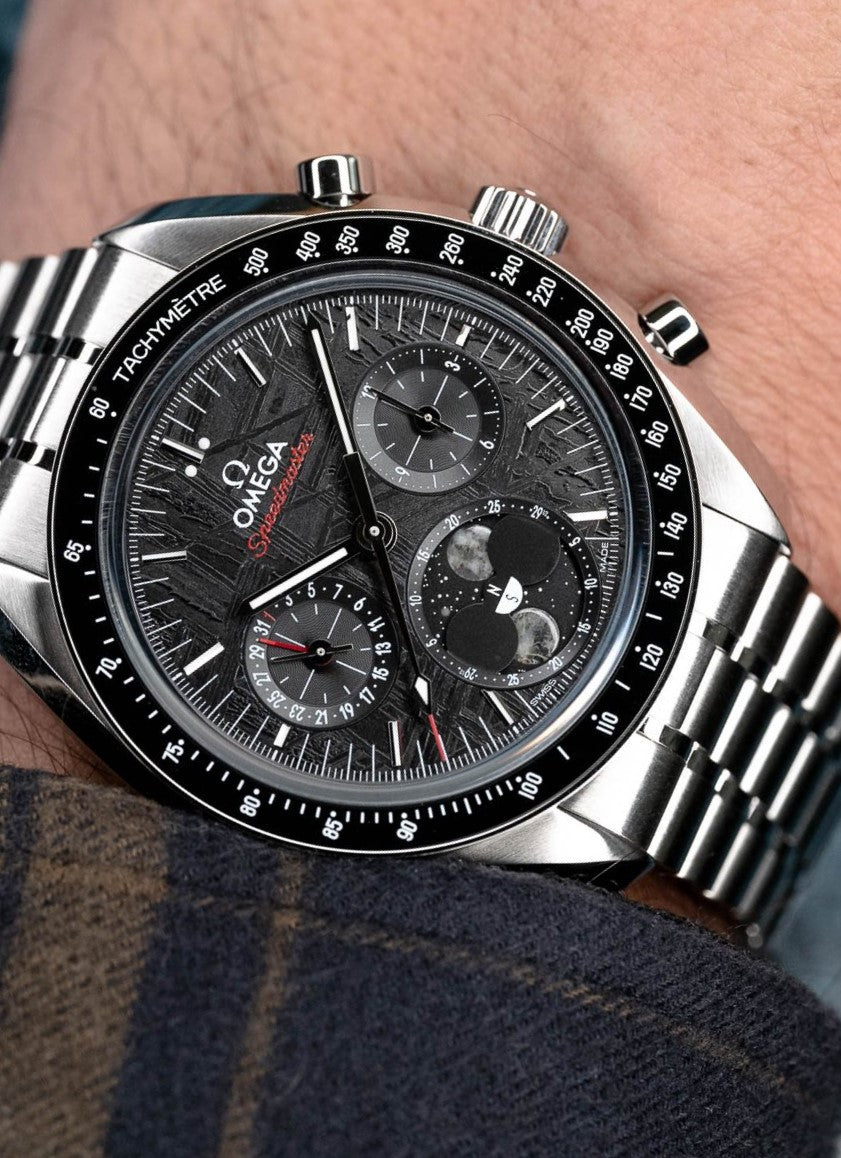 Omega Speedmaster Moonphase Chronograph (304.30.43.52.01.001)