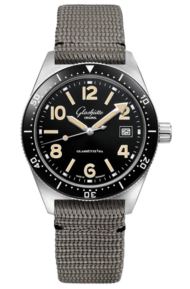 Glashütte Original Spezialist SeaQ Black Dial Grey Fabric (1-39-11-06-80-34)