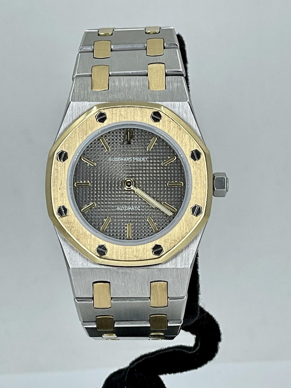 Audemars Piguet Royal Oak Lady 29MM Grey Dial Automatic Movement 8638SA